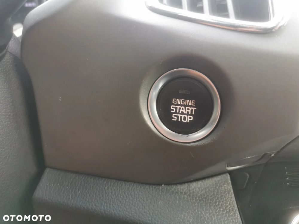 Kia Sportage 1.7 CRDI Business Line M 2WD - 26