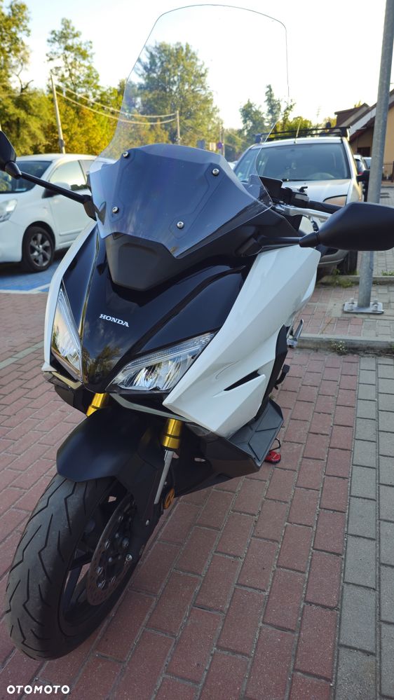 Honda NSS - 7