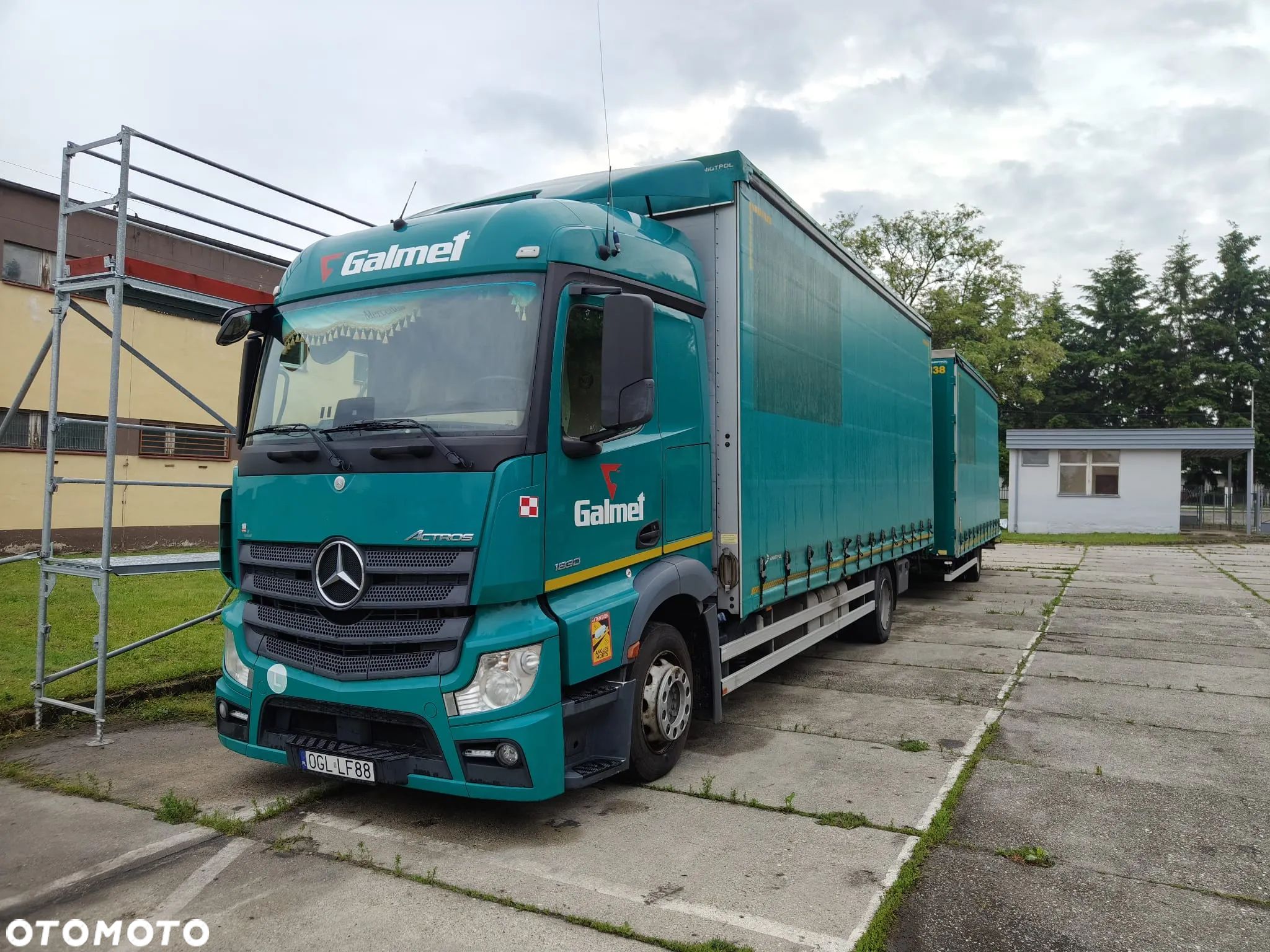 Mercedes-Benz ACTROS - 1