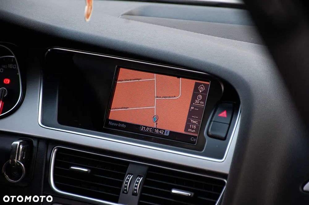 Audi A4 Limousine - 25