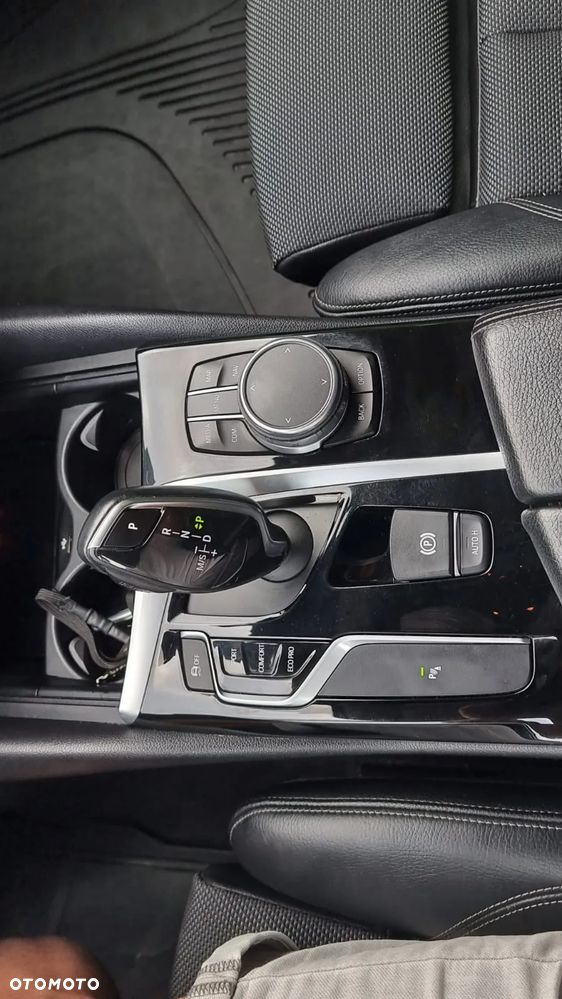 BMW Seria 5 520d xDrive Luxury Line sport - 15