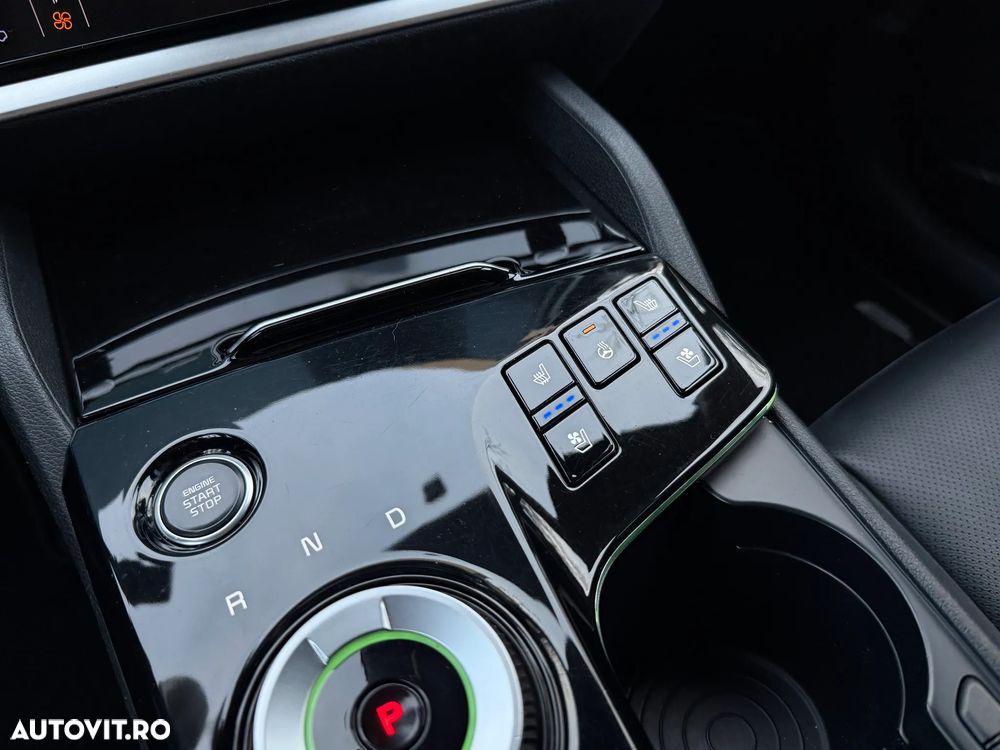 Kia Sportage 1.6 T-GDI PHEV 6AT 4x4 GT Line - 21