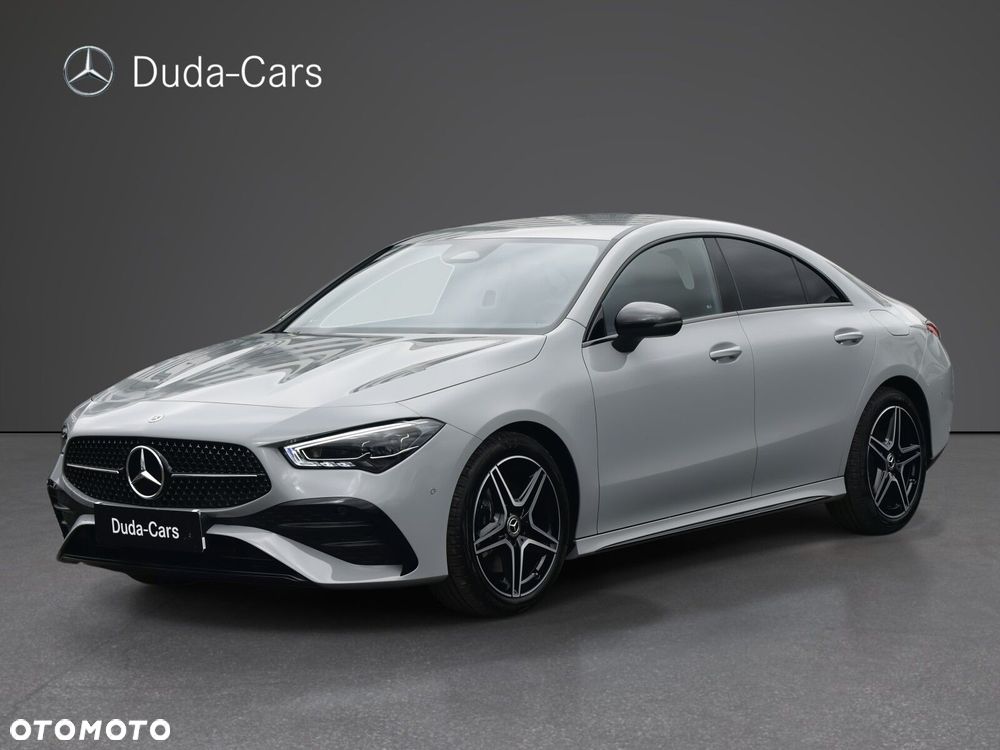 Mercedes-Benz CLA 200 7G-DCT - 2