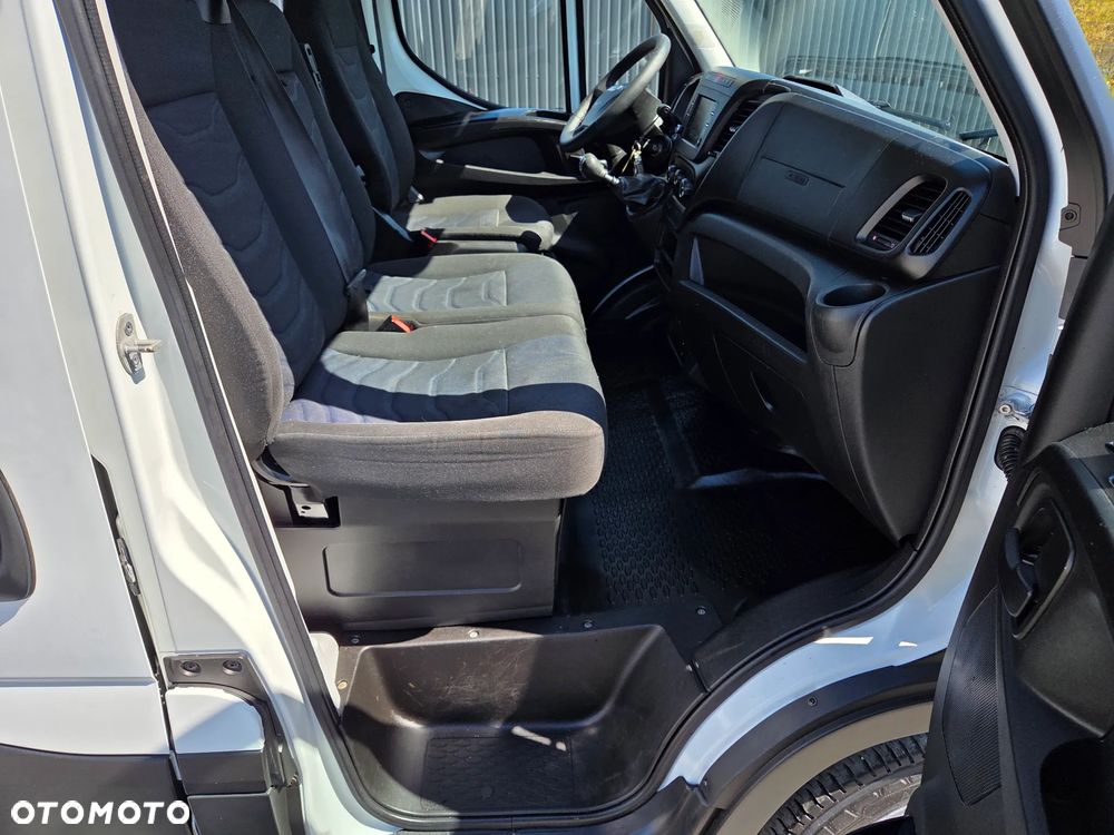 Iveco Daily - 12