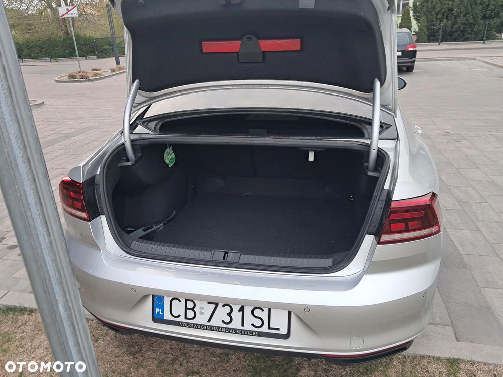 Volkswagen Passat 1.5 TSI EVO Essence DSG - 12