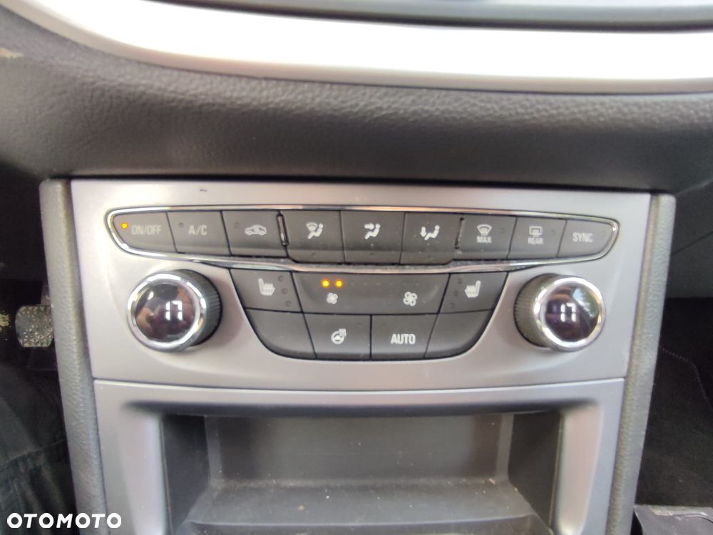 Opel Astra 1.2 Turbo Elegance - 18