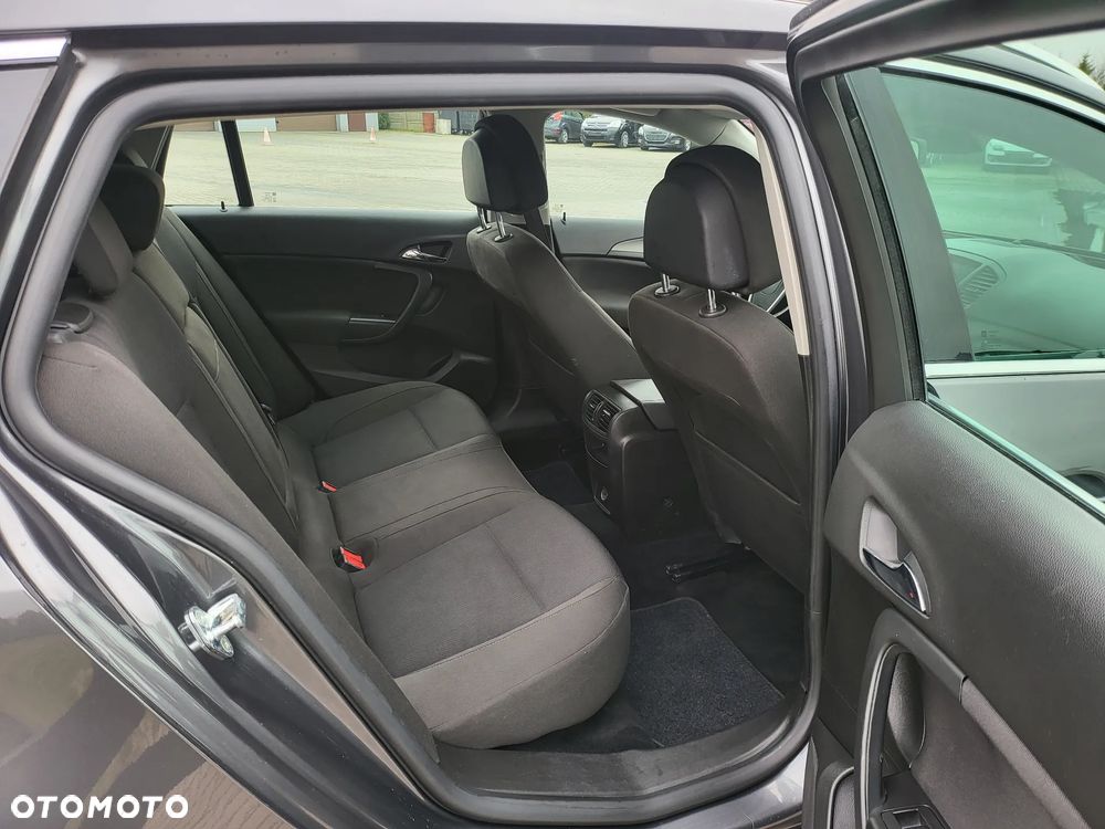 Opel Insignia - 21