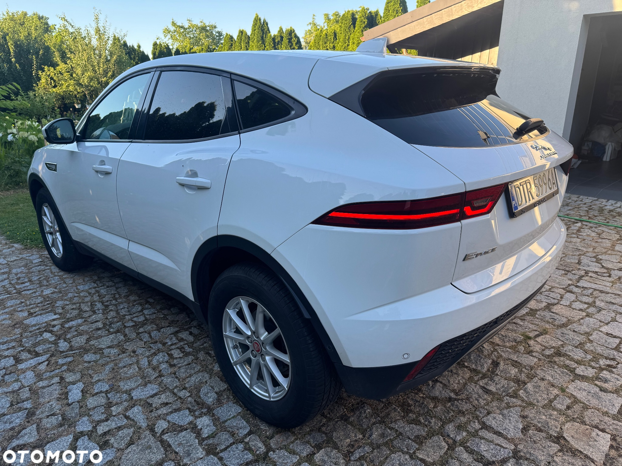 Jaguar E-Pace 2.0 i4D AWD - 21