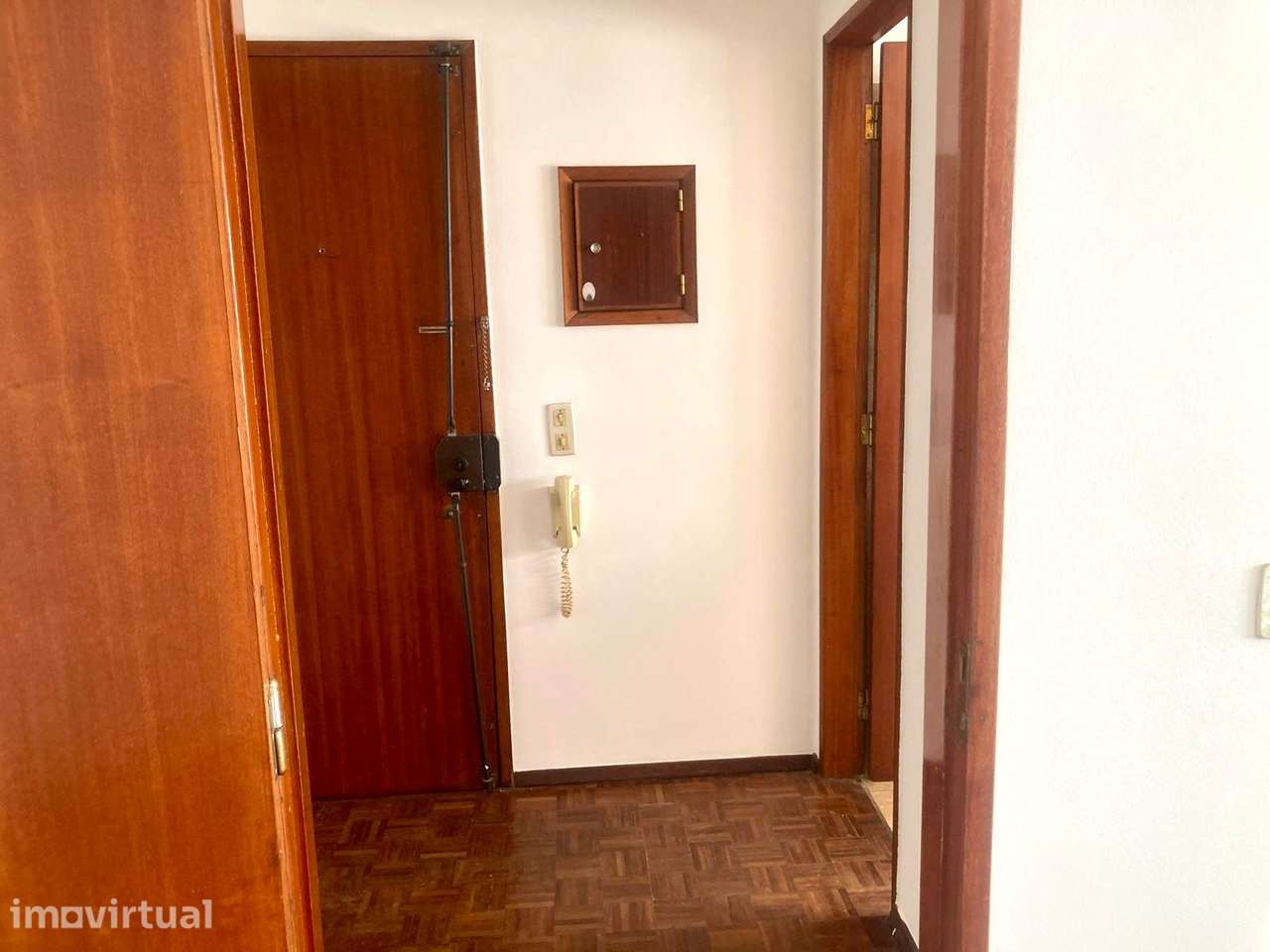 Apartamento T1 situado no centro das Caldas da Rainha perto do CCC - Grande imagem: 5/7