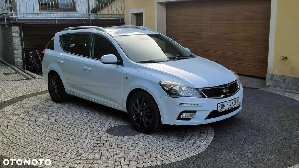 Kia Ceed - 7