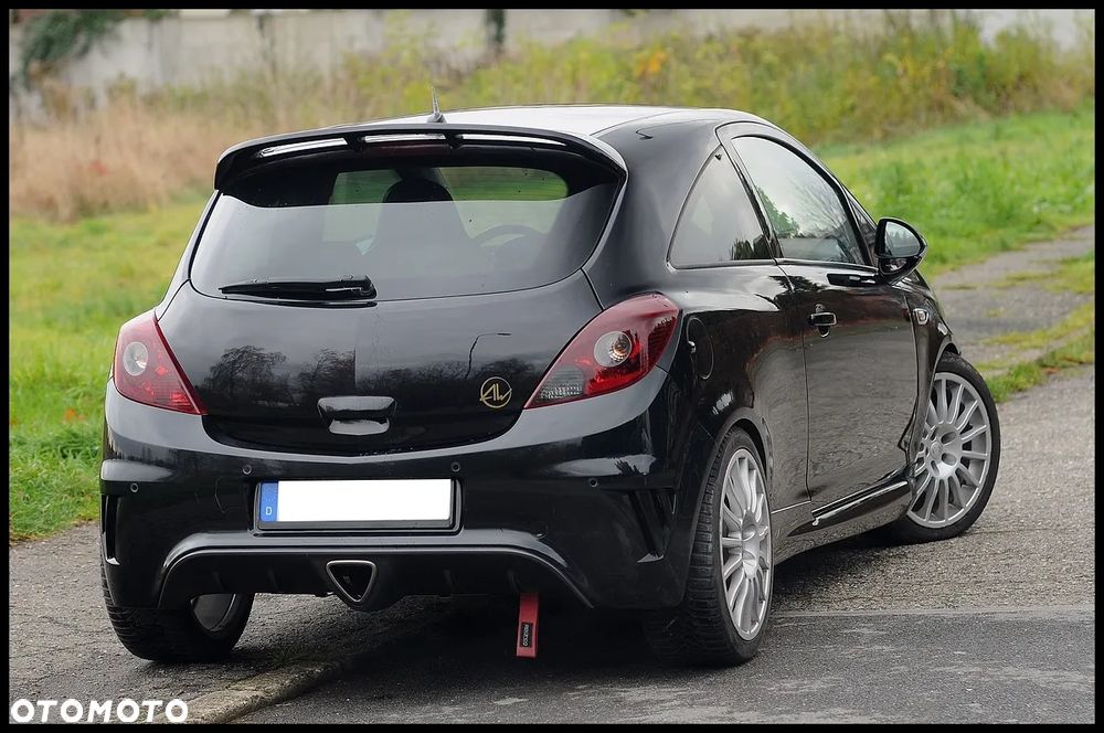 Opel Corsa 1.6 Turbo OPC - 24
