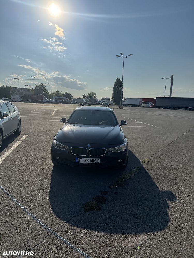 BMW Seria 3 320d Efficient Dynamic Edition Aut. - 9