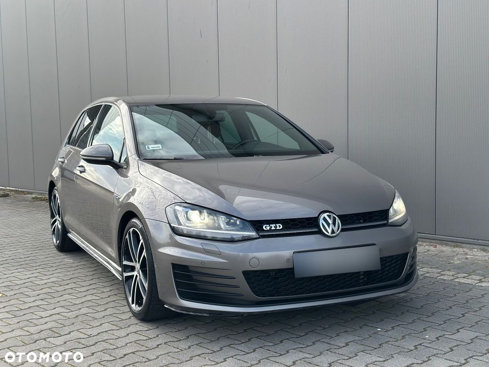 Volkswagen Golf 2.0 TDI BMT GTD DSG - 6