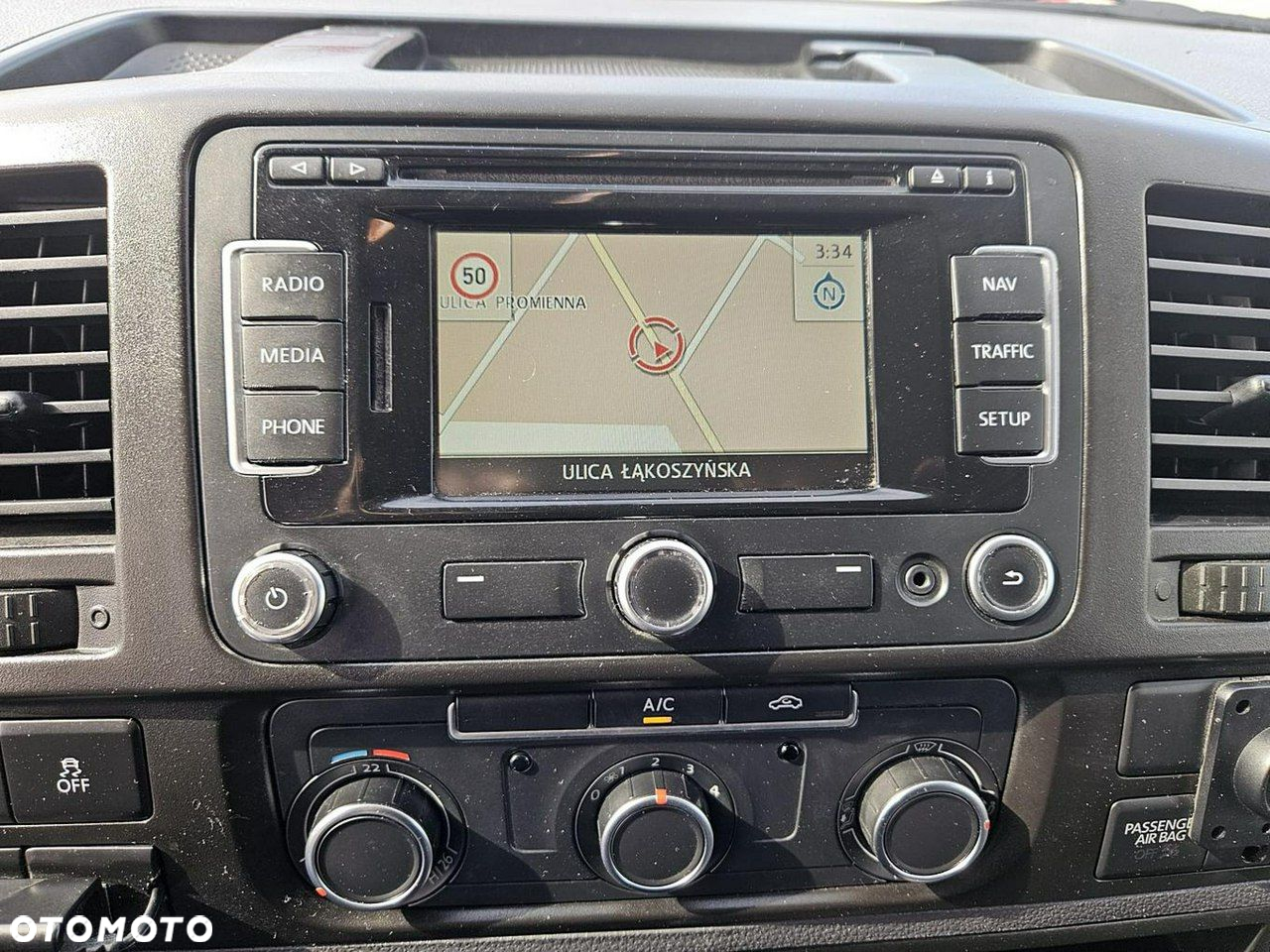 Volkswagen Transporter - 9