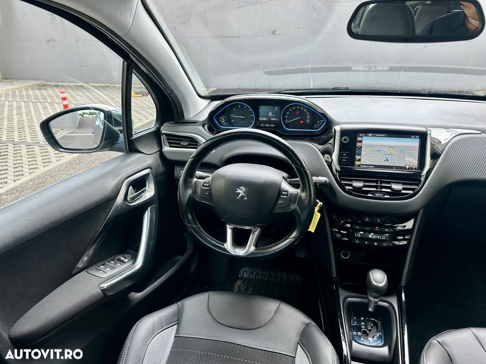 Peugeot 2008 - 9