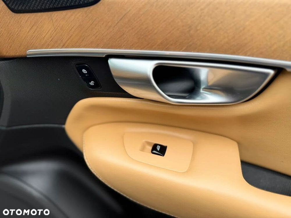 Volvo XC 90 T6 AWD Inscription 7os - 23