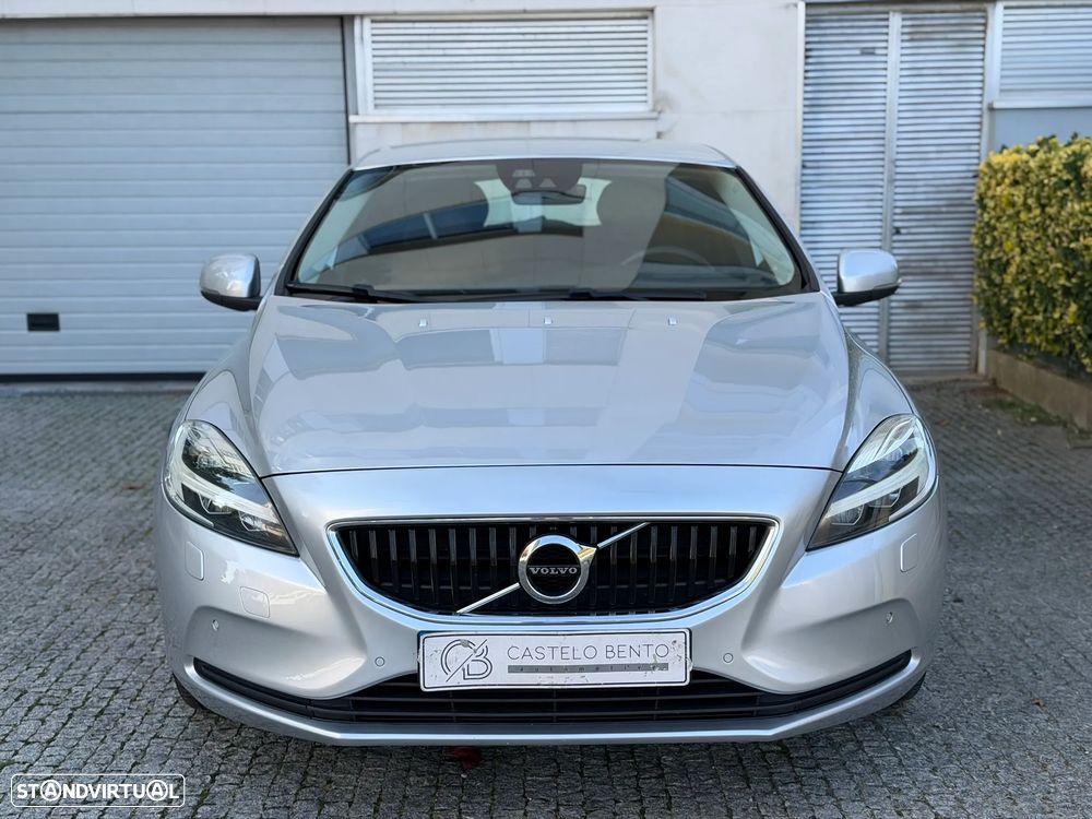 Volvo V40 2.0 D3 Momentum Geartronic - 30