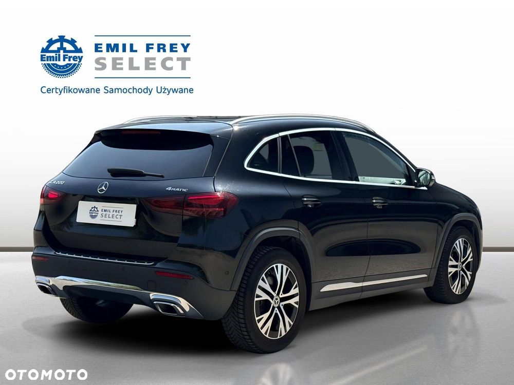 Mercedes-Benz GLA - 6