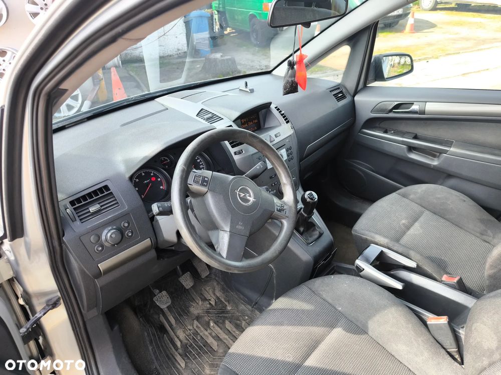 Opel Zafira B 1.9 Cdti 100 km 120km NA CZĘŚCI ! poszczególne części Małopolska Śląsk - 17