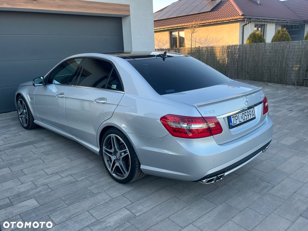 Mercedes-Benz Klasa E - 11