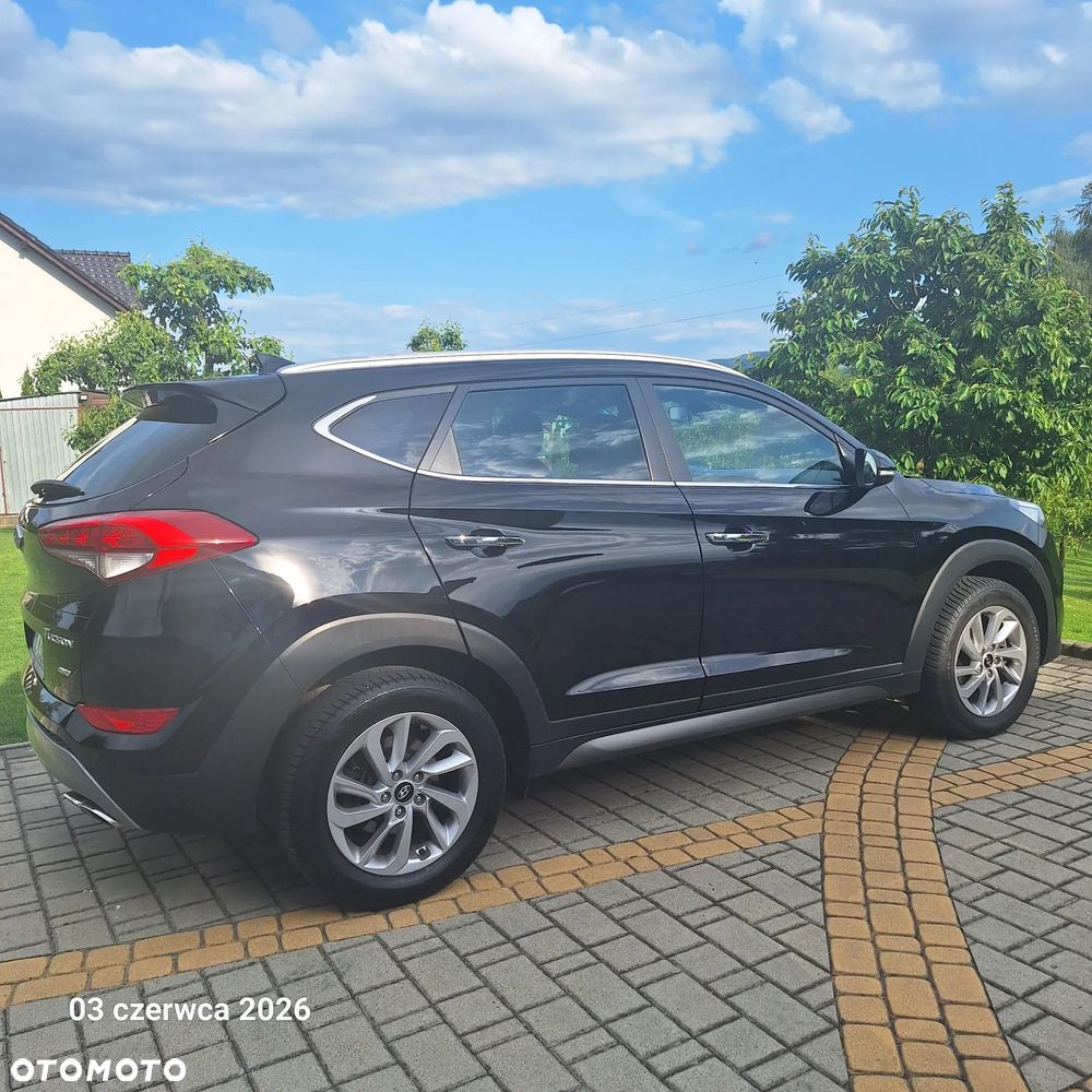 Hyundai Tucson 2.0 CRDI Comfort 4WD - 2
