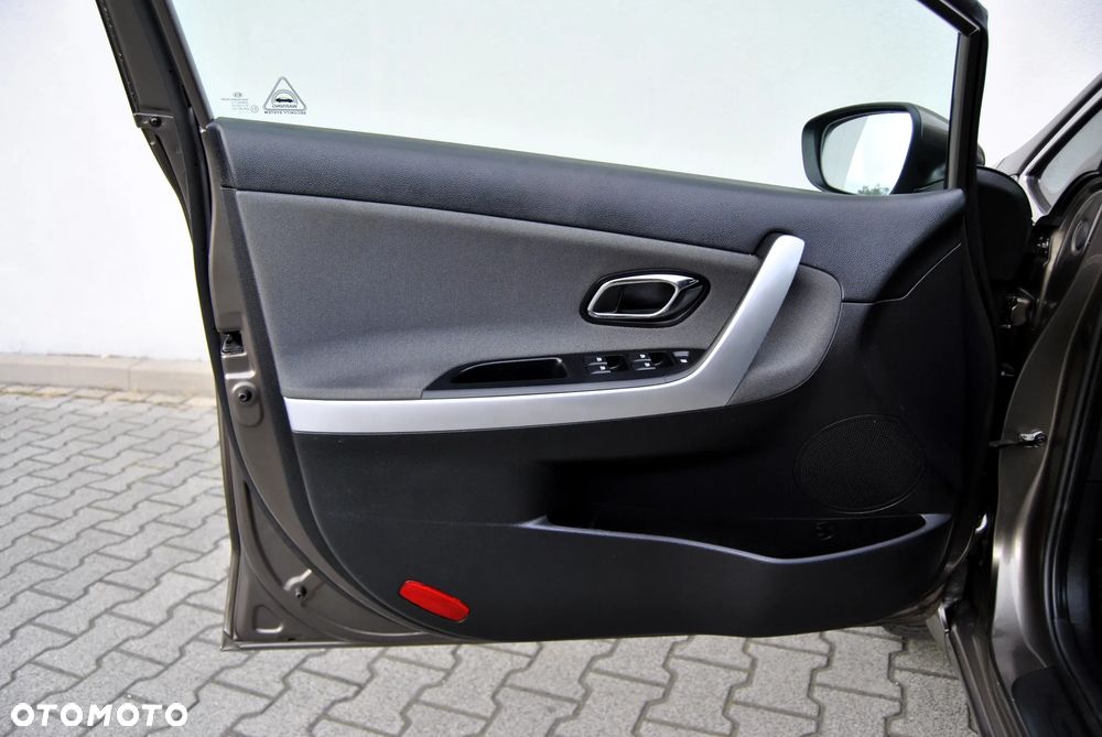Kia Ceed 1.6 GDI Fifa World Cup Edition - 24