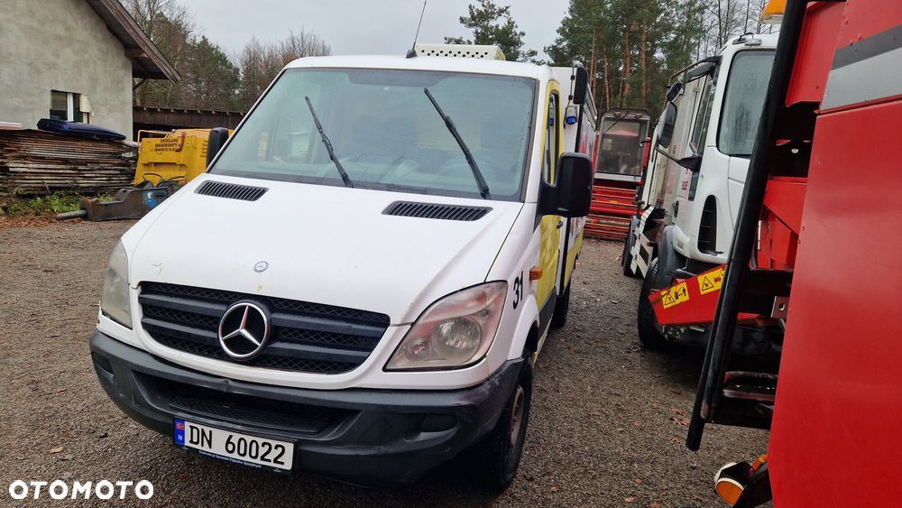 Mercedes-Benz Sprinter - 10