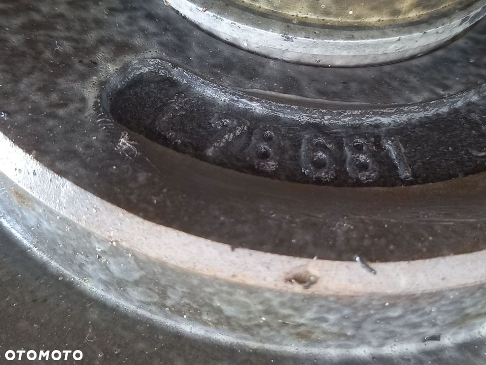 Przystawka przedniego napędu obudowa L76149 wałek L78677 42/36/18 John Deere 6100 6200 6300 6400 - 3
