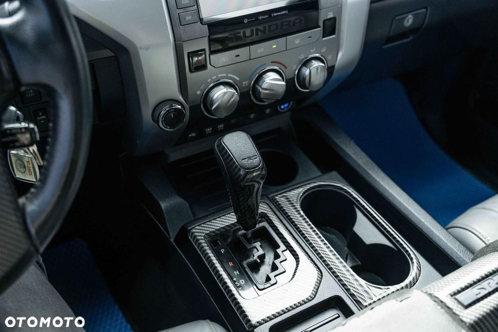 Toyota Tundra - 11