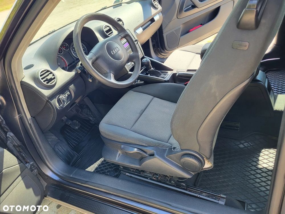 Audi A3 3-drzwiowe 2.0 TDI DPF Ambition - 5