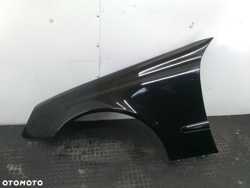 BŁOTNIK LEWY PRZÓD MERCEDES-BENZ KLASA E W211 C197 - 1