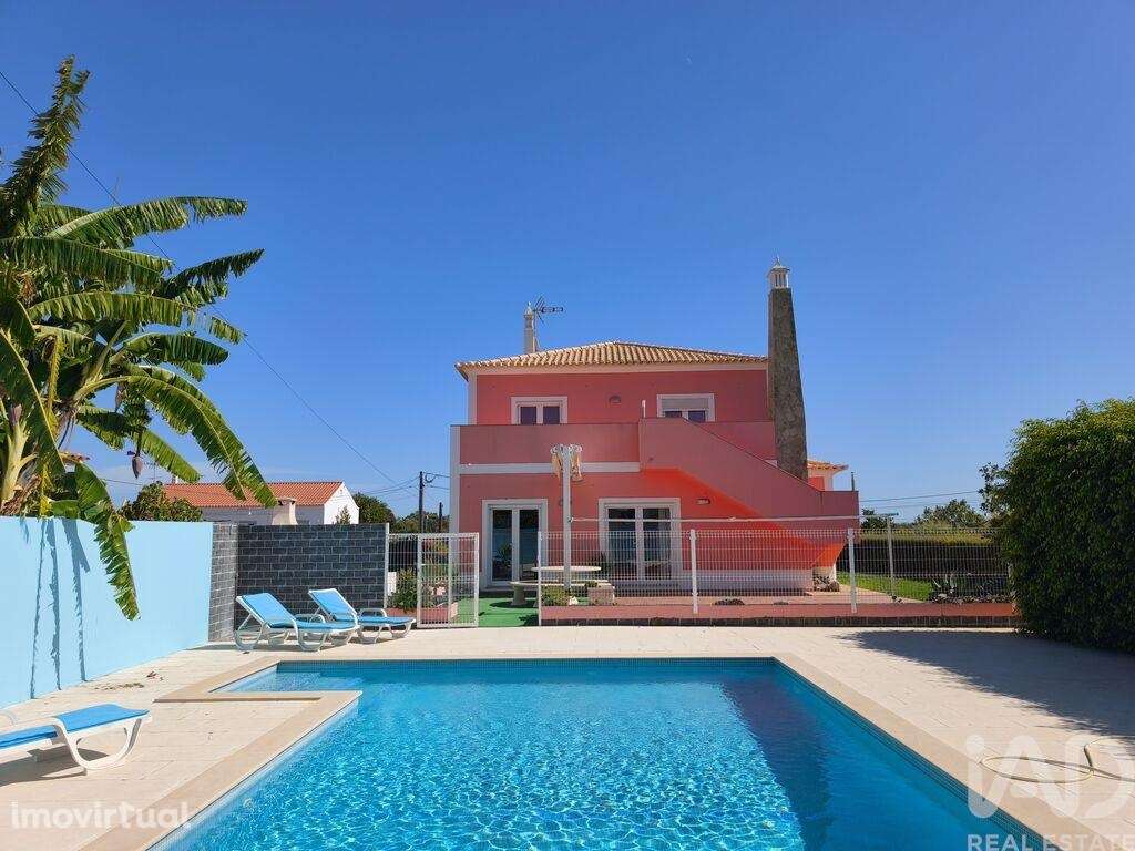Casa / Villa T4 em Vila Nova de Cacela de 233,00 m2 - Grande imagem: 2/29