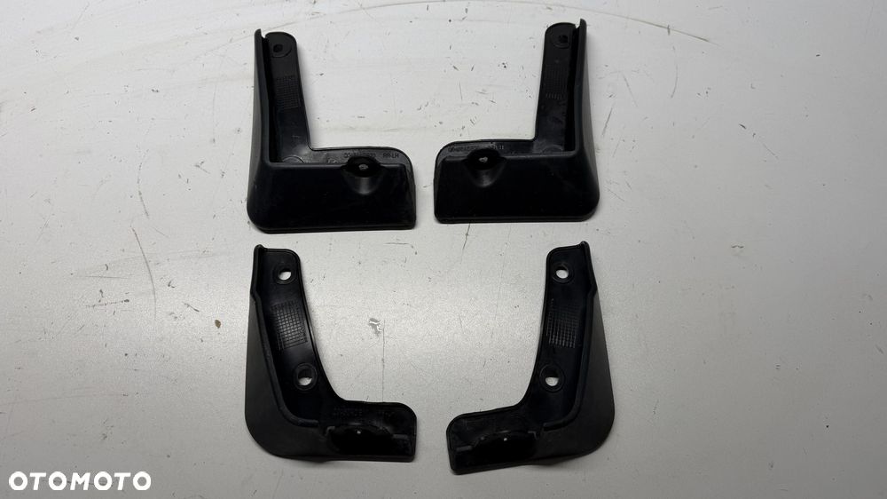 HYUNDAI I20 III CHLAPACZ CHLAPACZE ORYGINAŁ 21-25 - 1