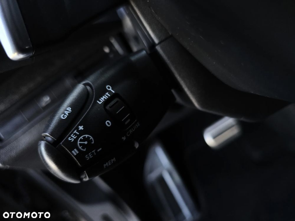 Peugeot 3008 2.0 BlueHDi GT S&S EAT8 - 10