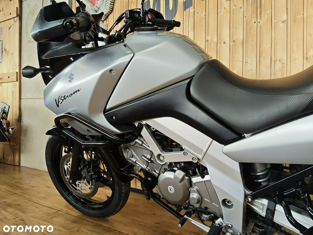Suzuki DL - 19