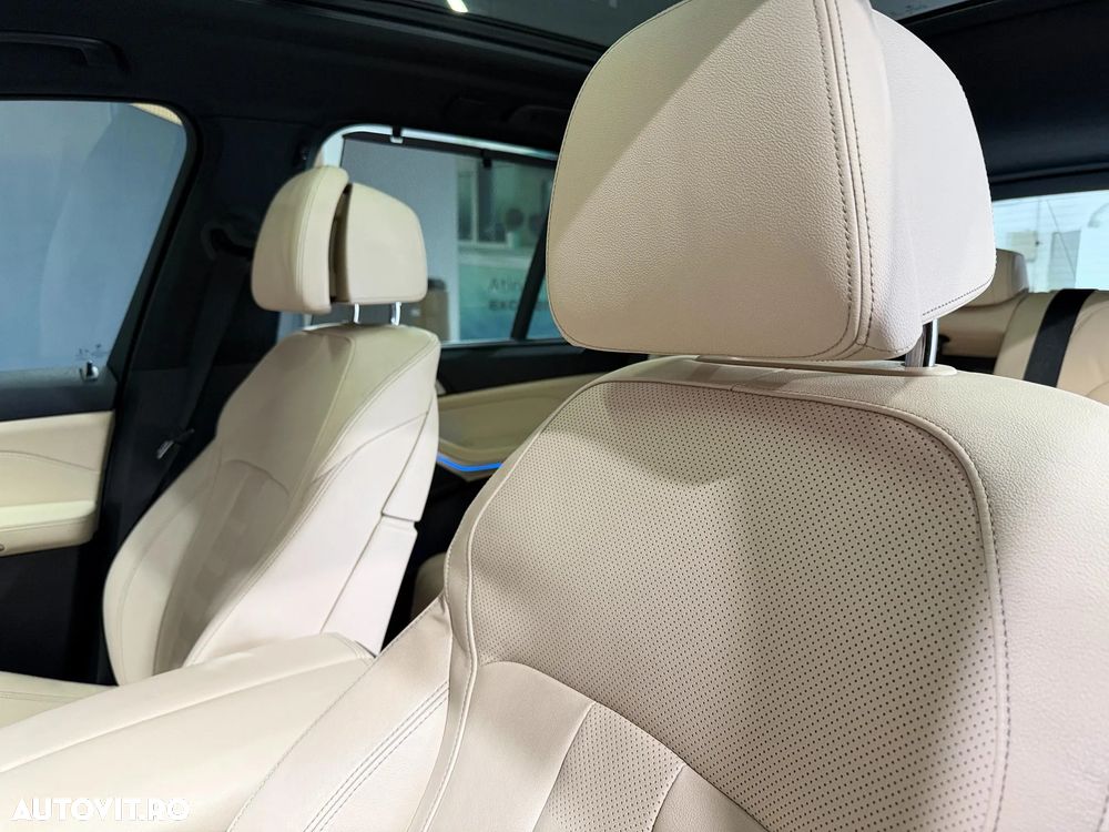 BMW X5 xDrive45e - 30