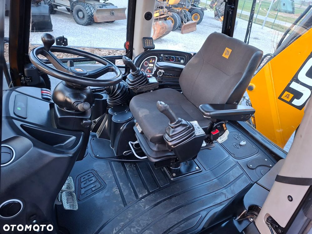 JCB JCB 4CX / Super Stan / Koparko-Ładowarka / - 2