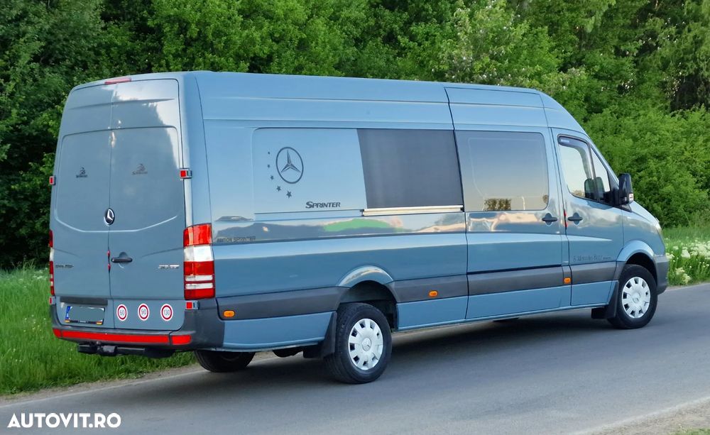 Mercedes-Benz Sprinter - 2
