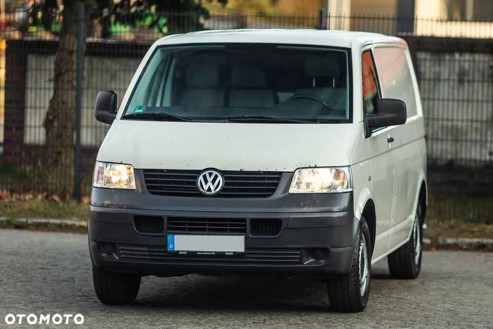 Volkswagen T5 Transporter - 3