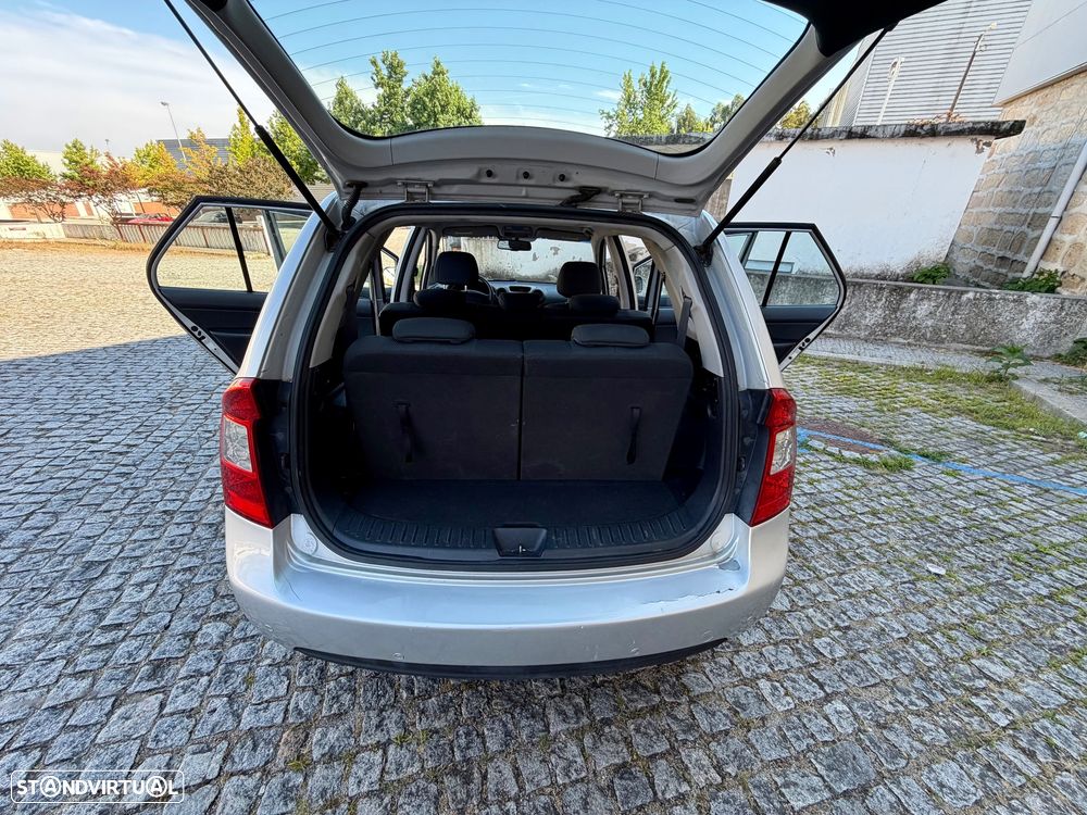 Kia Carens 2.0 CRDi EX - 16