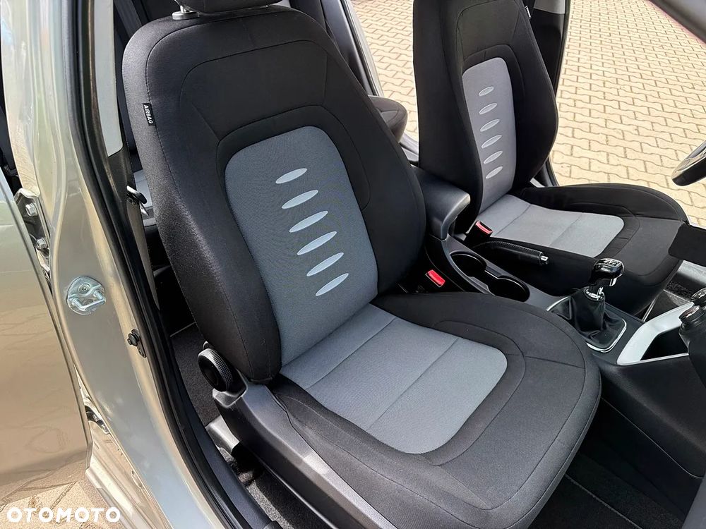 Kia Ceed 1.6 GDI XL - 31