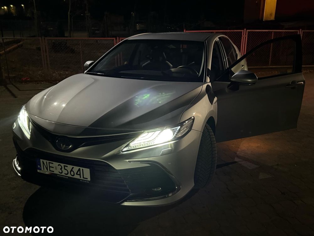 Toyota Camry 2.5 Hybrid Executive CVT - 3