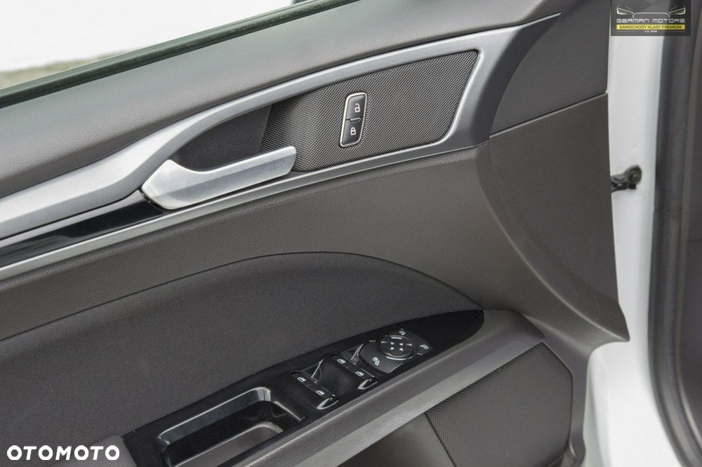 Ford Mondeo 1.5 EcoBoost ST-Line X - 24