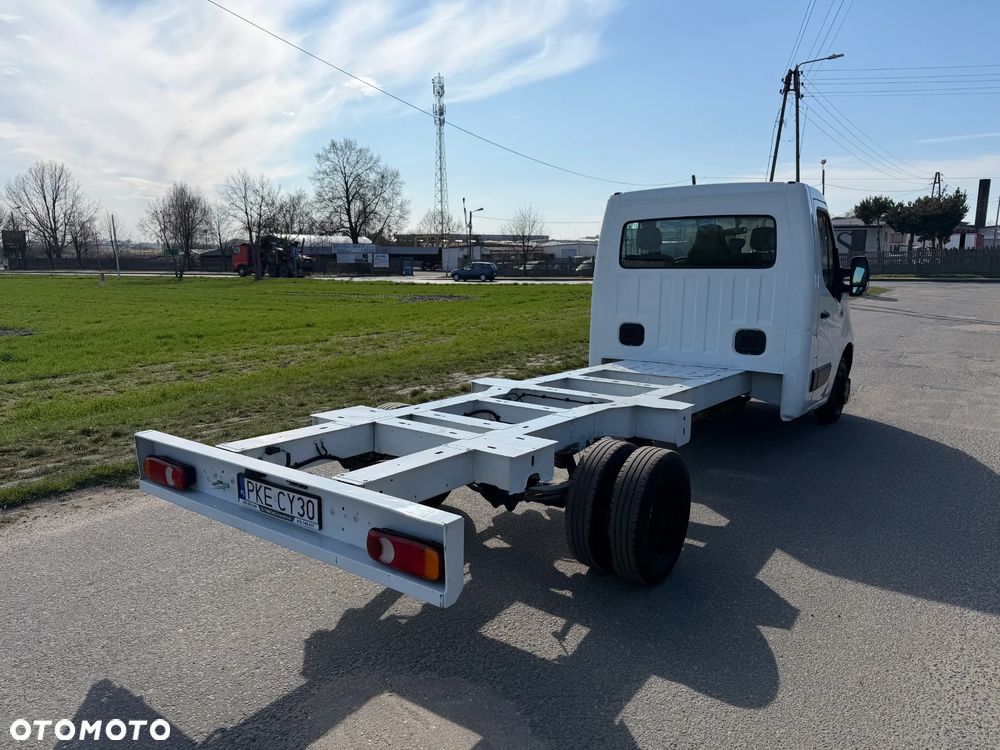 Renault Master * 2.3 / 165KM * Długa rama do zabudowy * Rozstaw osi: 4.3m * - 14
