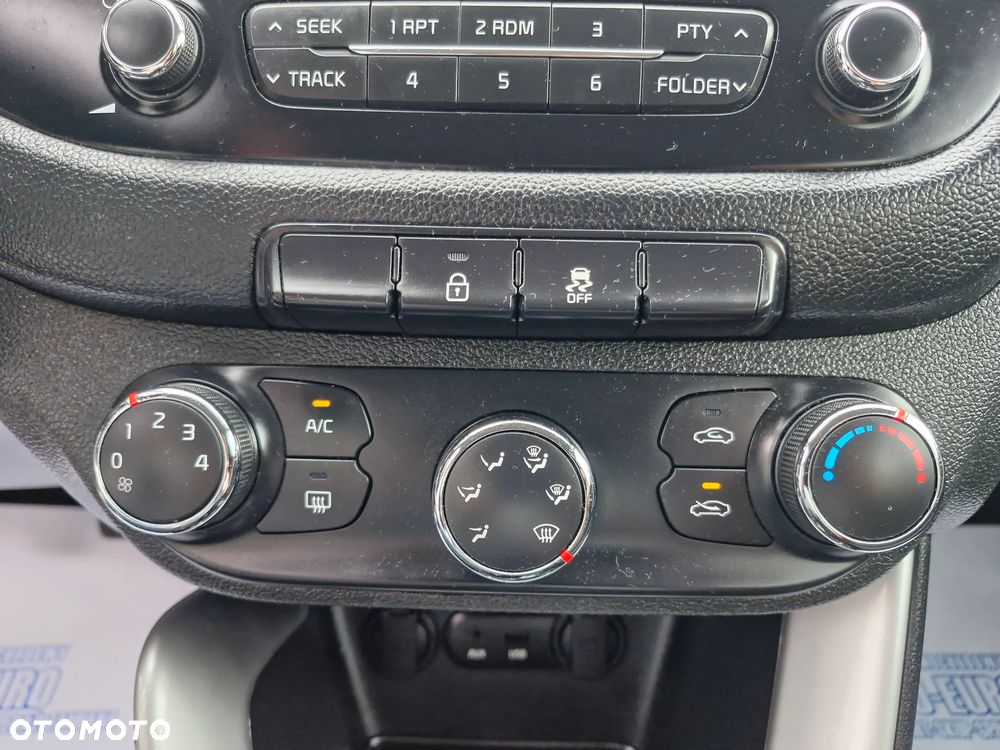 Kia Ceed 1.4 CVVT Attract - 36