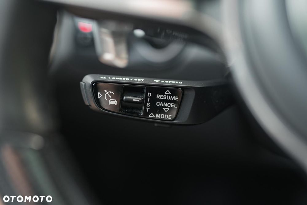 Porsche Cayenne Standard - 29