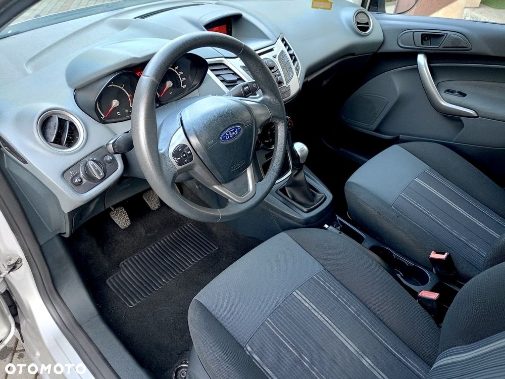 Ford Fiesta 1.25 Ambiente - 7