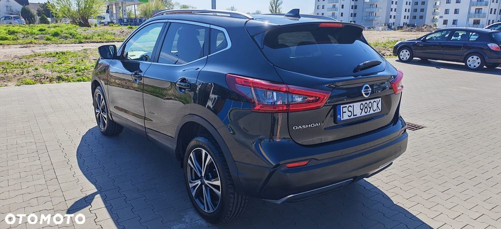 Nissan Qashqai 1.3 DIG-T N-WAY - 4