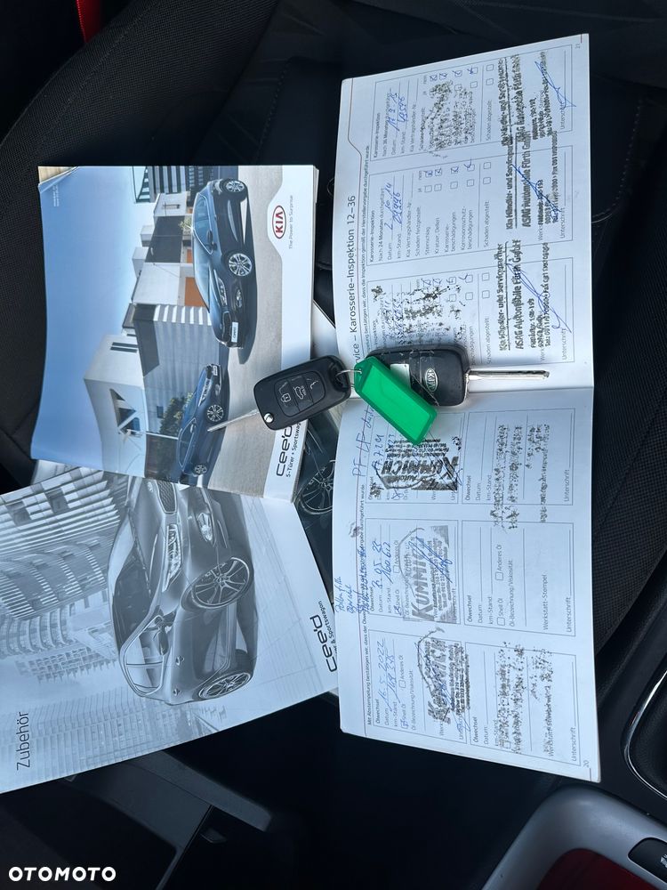 Kia Ceed 1.6 GDI Dream-Team Edition - 18