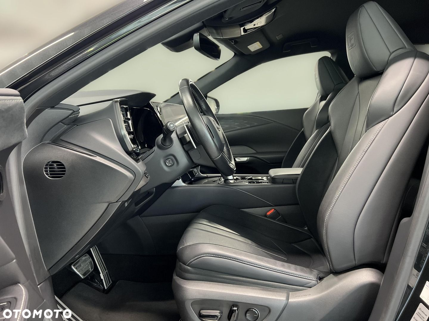 Lexus RX - 10